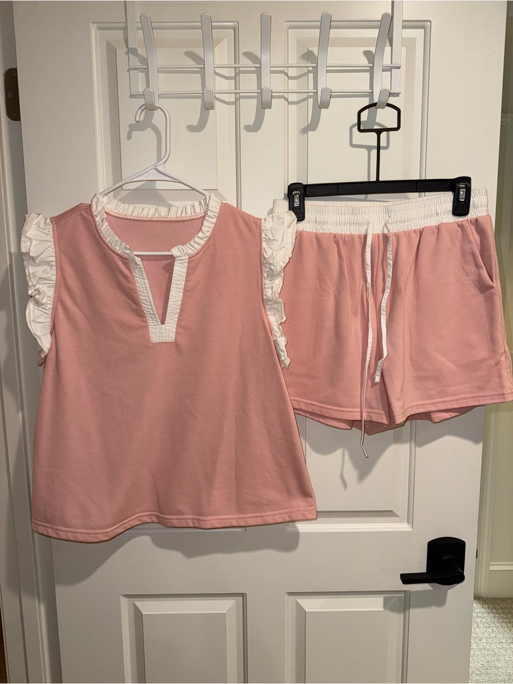 NWOT Ladies medium Blush Pink Ruffle Sleeve Shorts Set